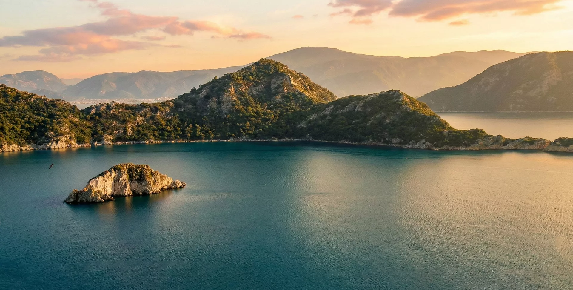 MAVİLİK VE ÖTESİ